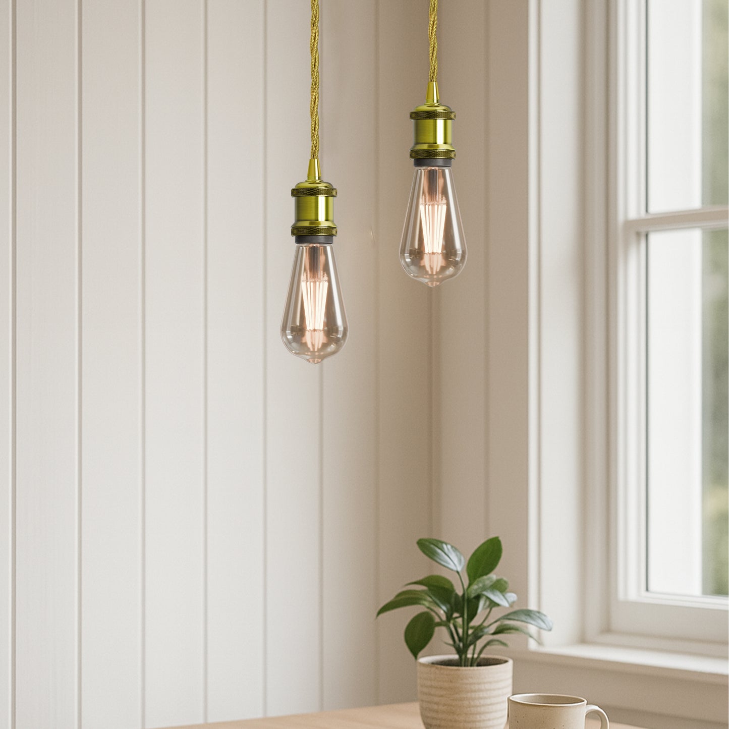 2m Plug-In Pendant Set with Flex Cable and Bulb Holder  65cm Length